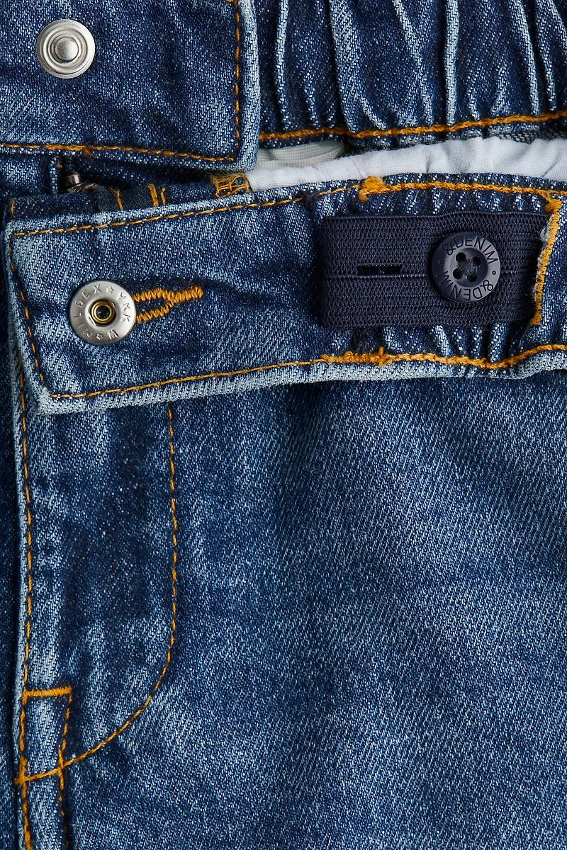 Loose Fit denim shorts