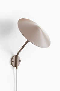 Lampe murale en métal