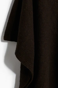 Fine-Knit Cashmere-Blend Cape