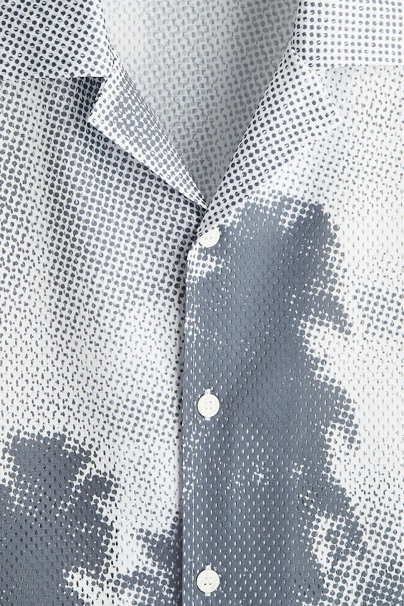 Loose-Fit Mesh Resort Shirt