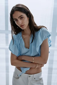 Blouse à manches volantées avec dentelle