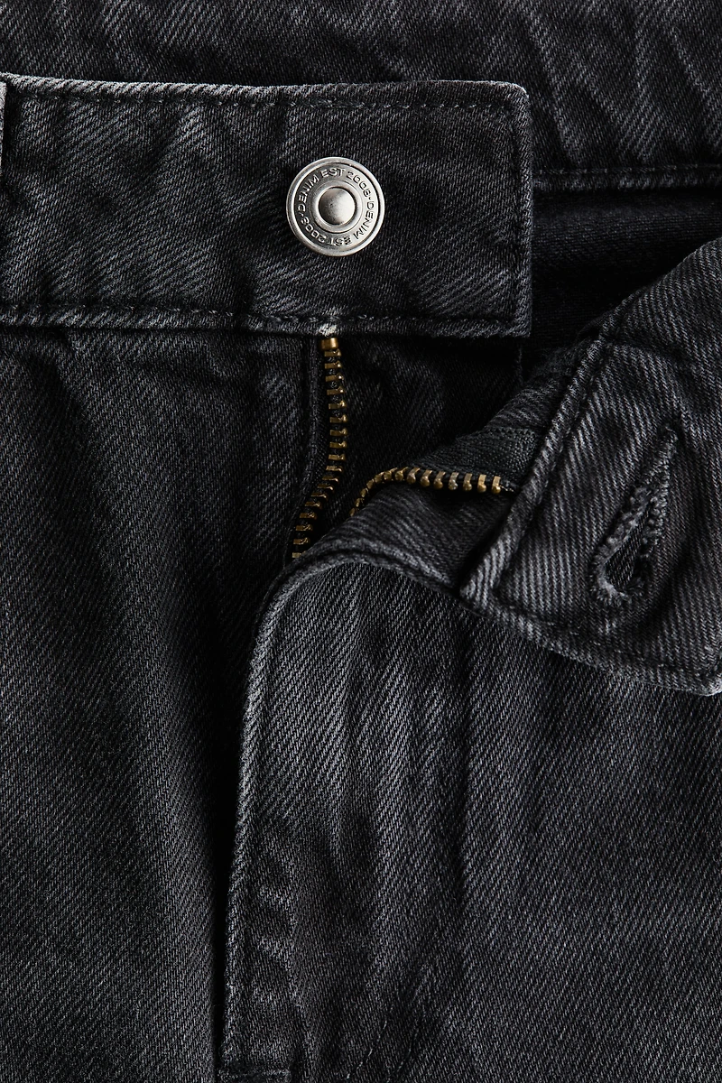 Straight High-Waist Jeans