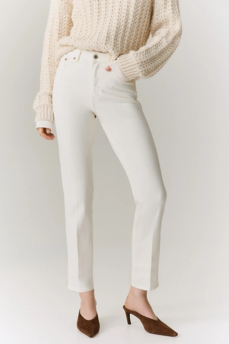 Jean droit près du corps taille haute