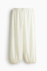 Pantalon ballon avec dentelle