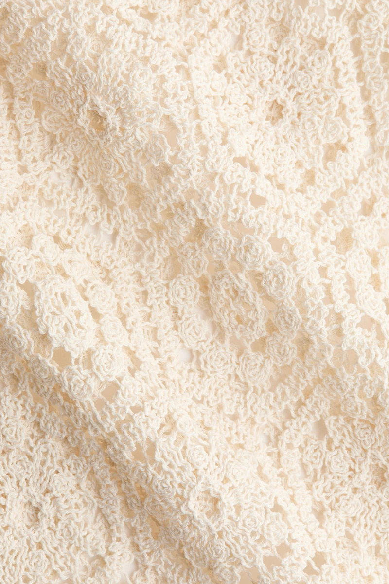 Robe sans manches à l’aspect crochet