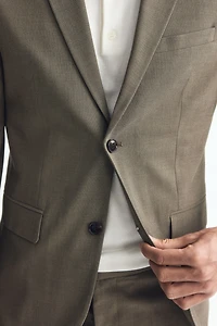 Slim-Fit Single-Breasted Jacket