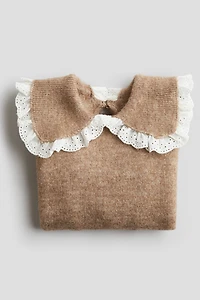 Sweater with Peter Pan Collar