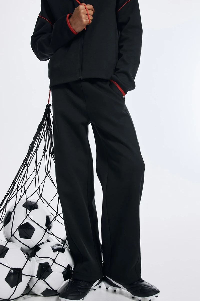 Relaxed-Fit Sports Joggers with DryMove™