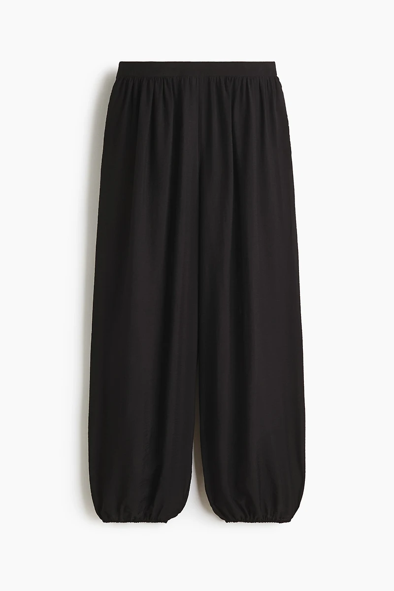 Balloon-Leg Pants