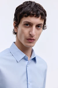 Slim Fit Easy-iron Shirt