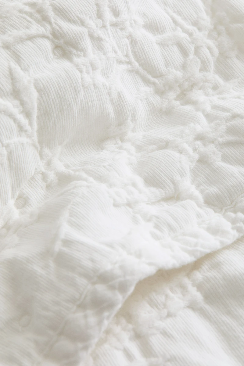 Jacquard-Weave Bedspread