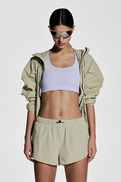 Lightweight Sports Shorts with DryMove™