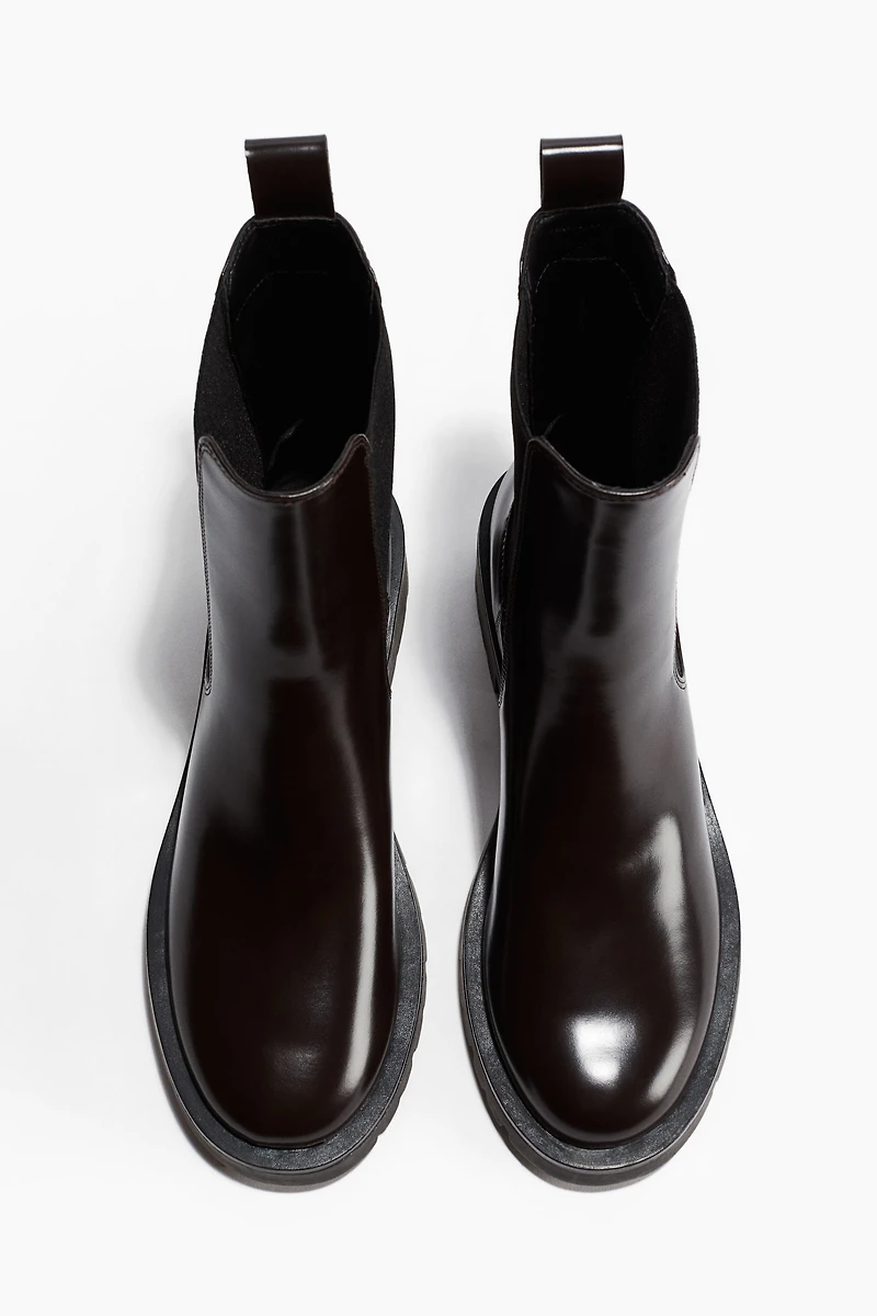 Chelsea boots