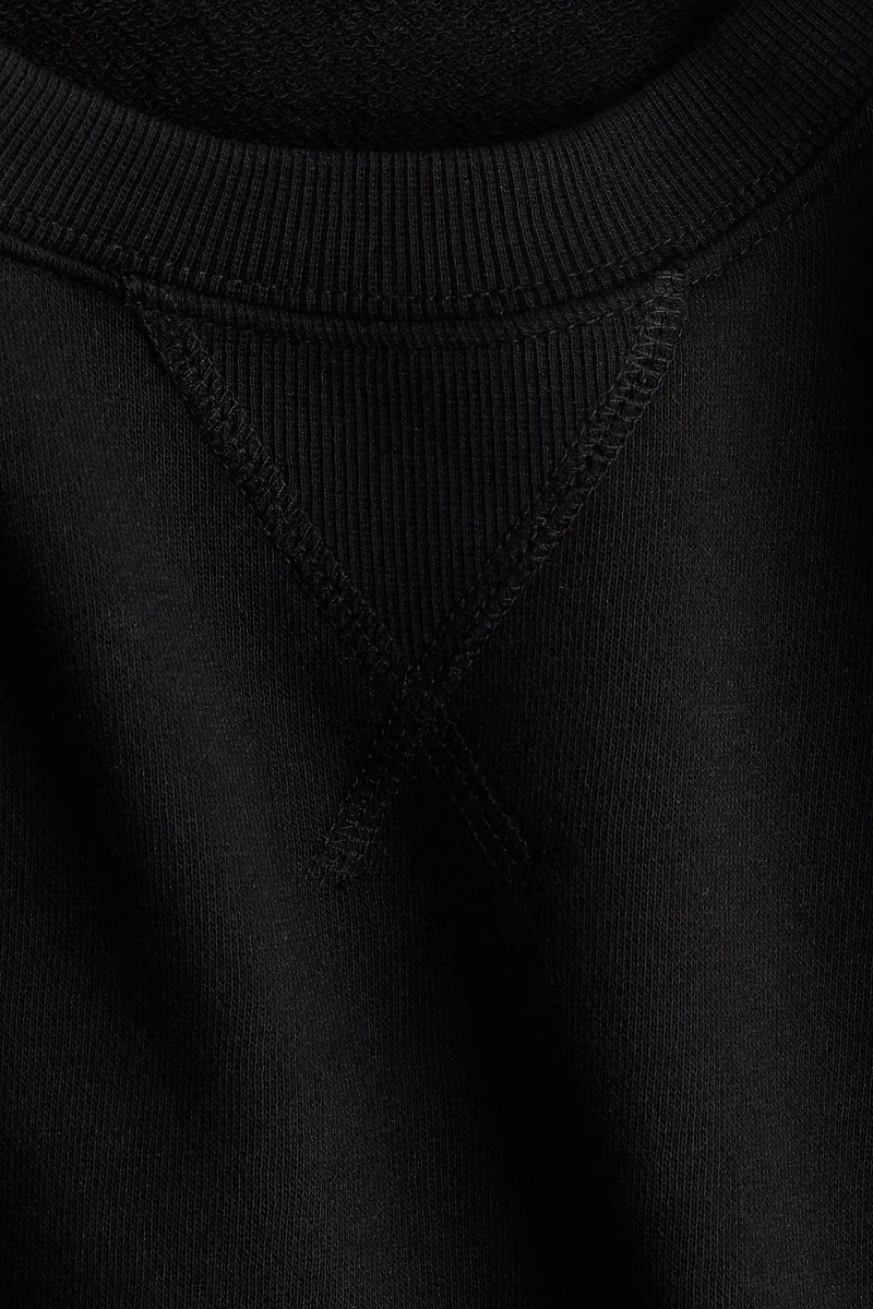 Oversized Short-Sleeved Sweatshirt