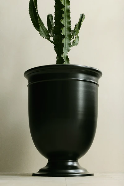 Tall Metal Outdoor Plant Pot