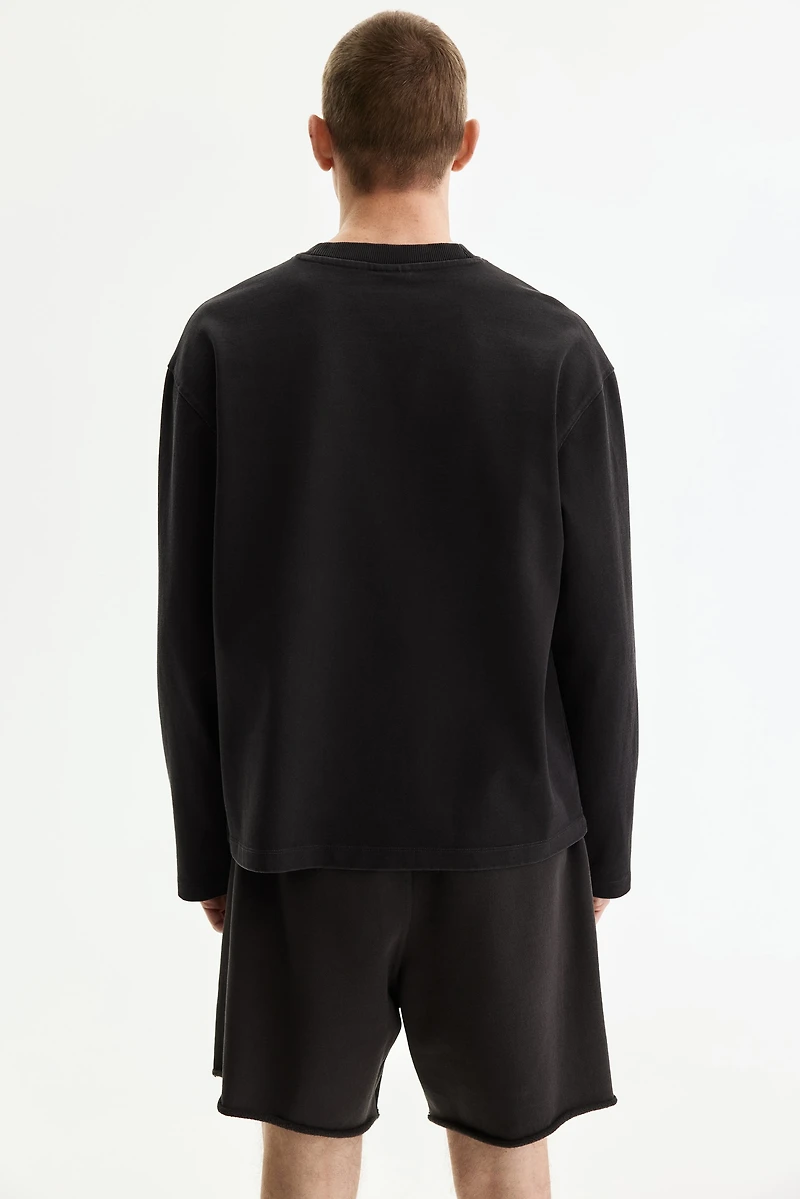 Loose-Fit Long-Sleeved Shirt