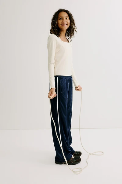 Loose-Fit Sports Track Pants with DryMove™