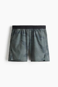 Mid-Length Sports Shorts with DryMove™