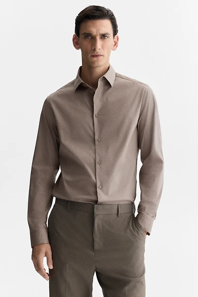 Chemise extensible près du corps