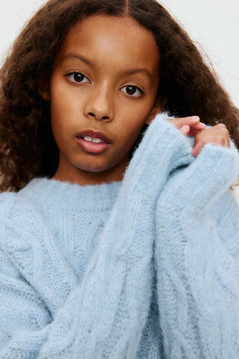 Loose-Fit Cable-Knit Sweater