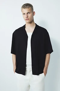 Loose-Fit Resort Shirt