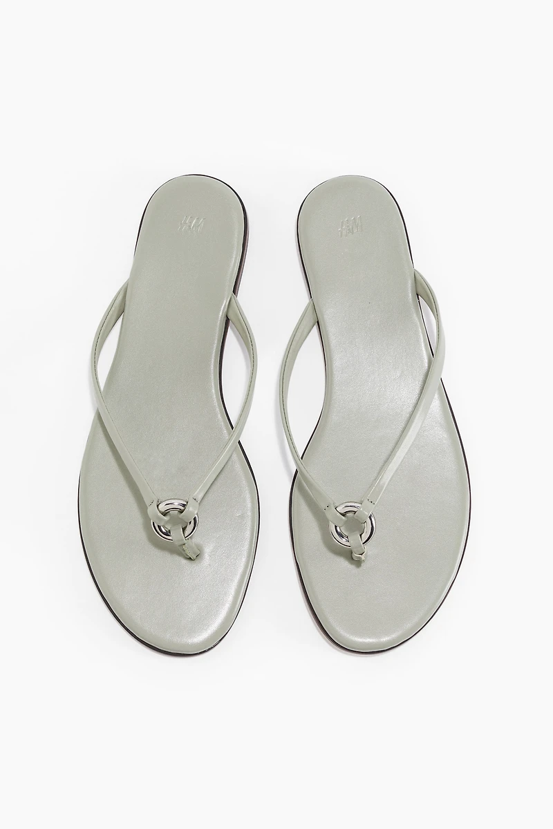 Ring-Detail Flip-Flops