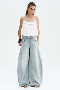 Wide-Leg Jeans