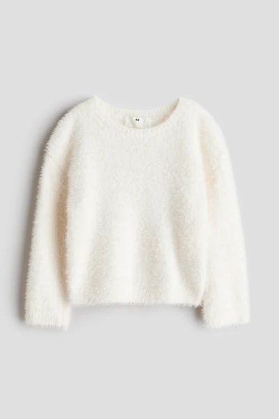 Chandail en tricot duveteux