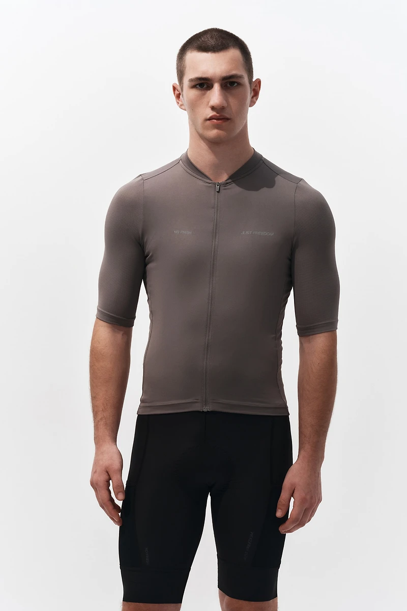 Mid-Length Cycling Bib Shorts with DryMove™