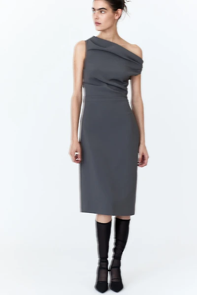 Robe en sergé à effet drapé