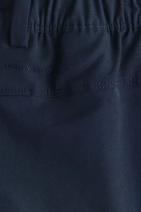 Golf Shorts with DryMove™