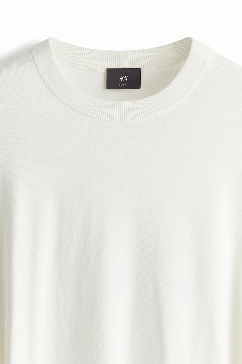 Slim Fit Fine-Knit Sweater