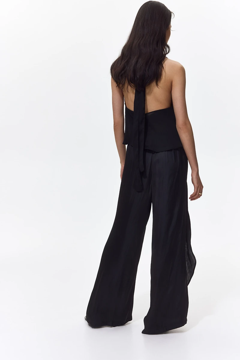 Pantalon en satin avec détail croisé