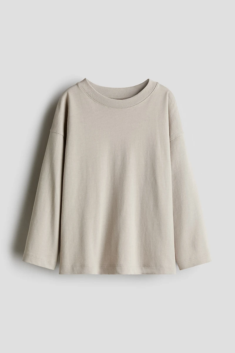 Long-sleeved T-shirt