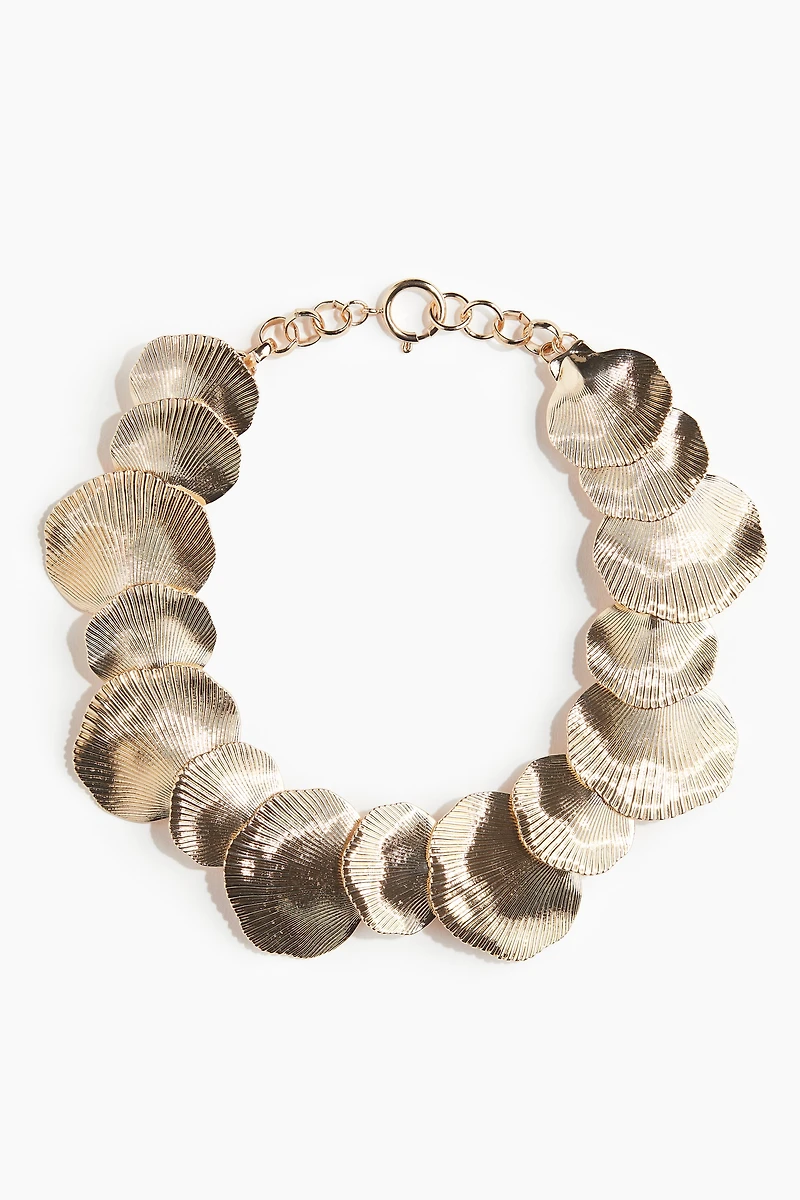 Seashell-Detail Necklace