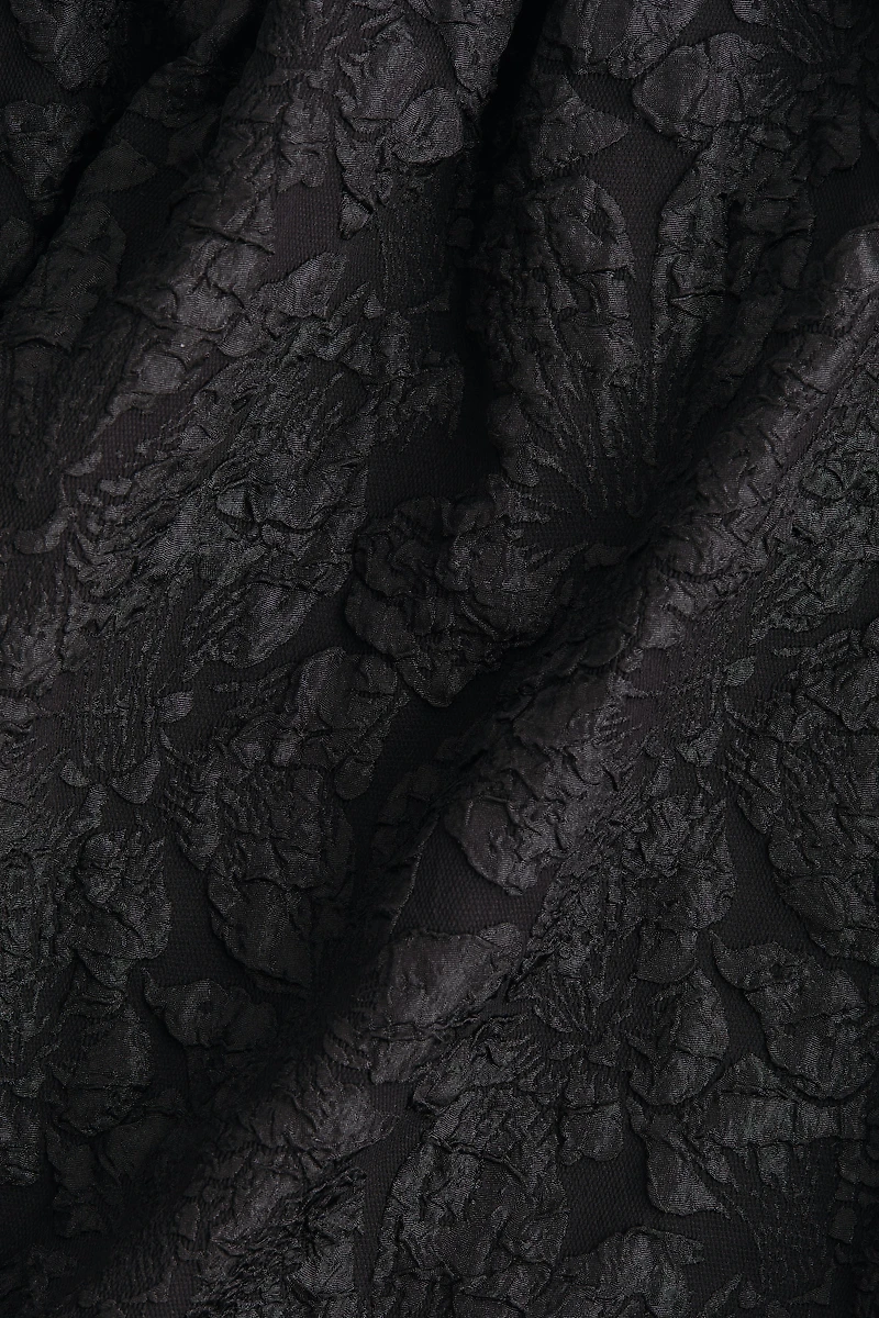 Robe avec boucle dans le dos