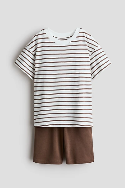 2-Piece T-Shirt and Shorts Set