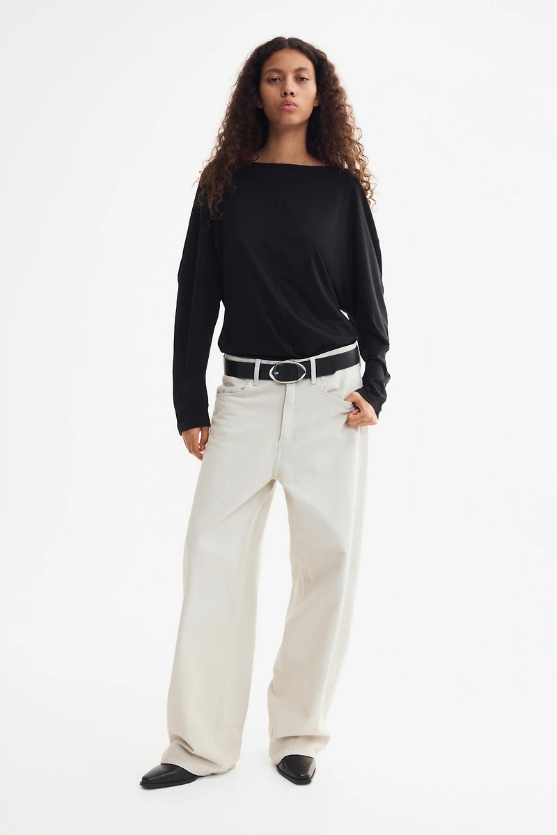 Barrel-Leg High-Waist Jeans