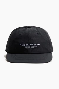 Running Cap with Motif