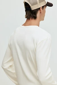 Haut côtelé près du corps