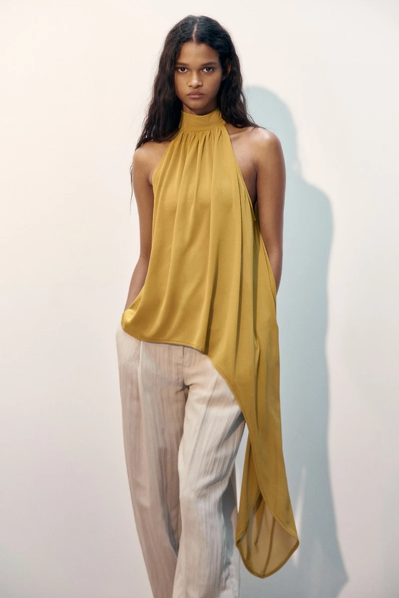 Haut dos nu asymétrique