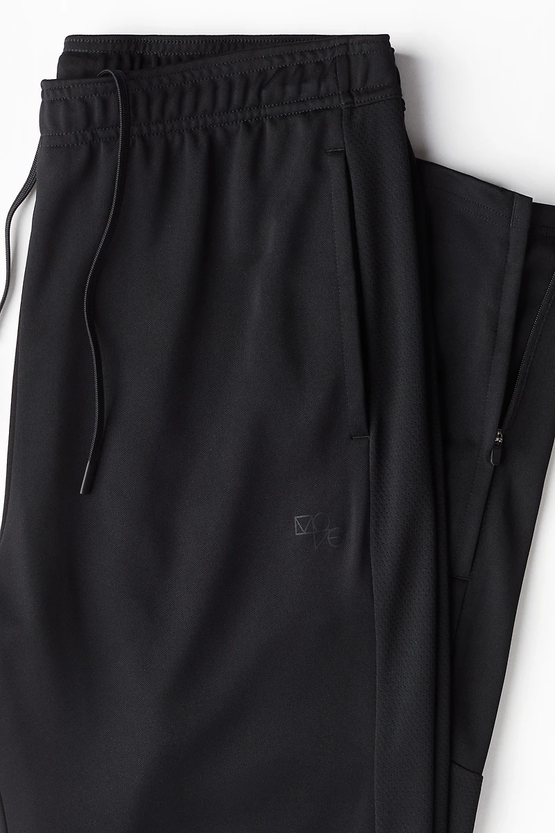 Slim-Fit Sports Joggers with DryMove™