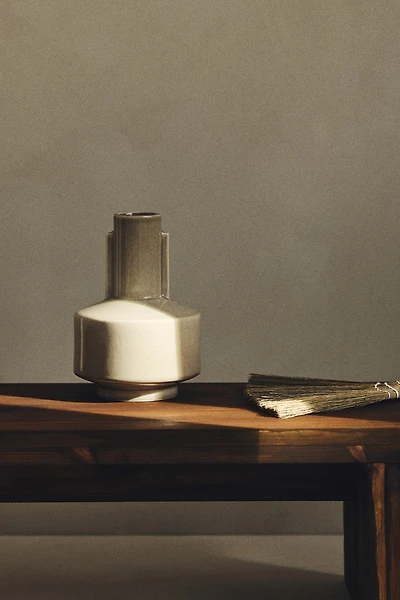 Vase en grès cérame avec glaçure réactive