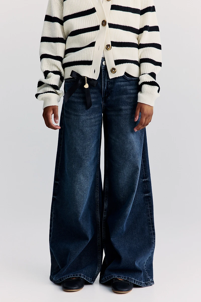 Décoration de sac avec boucle