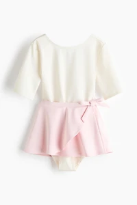Ensemble 2 pièces maillot et jupe