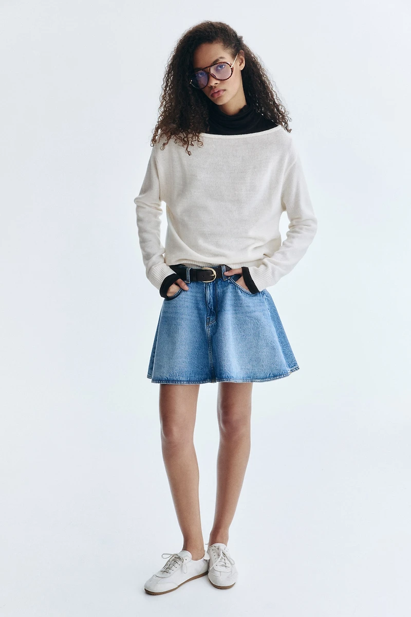 Chandail à épaules dénudées