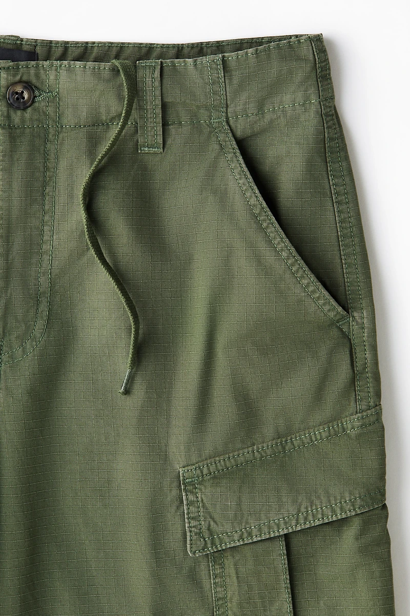 Loose-Fit Cotton Cargo Shorts