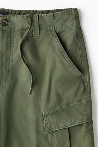 Loose-Fit Cotton Cargo Shorts