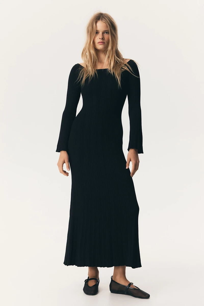 Ribbed Off-the-Shoulder Dress