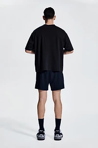 Mid-Length Sports Shorts with DryMove™